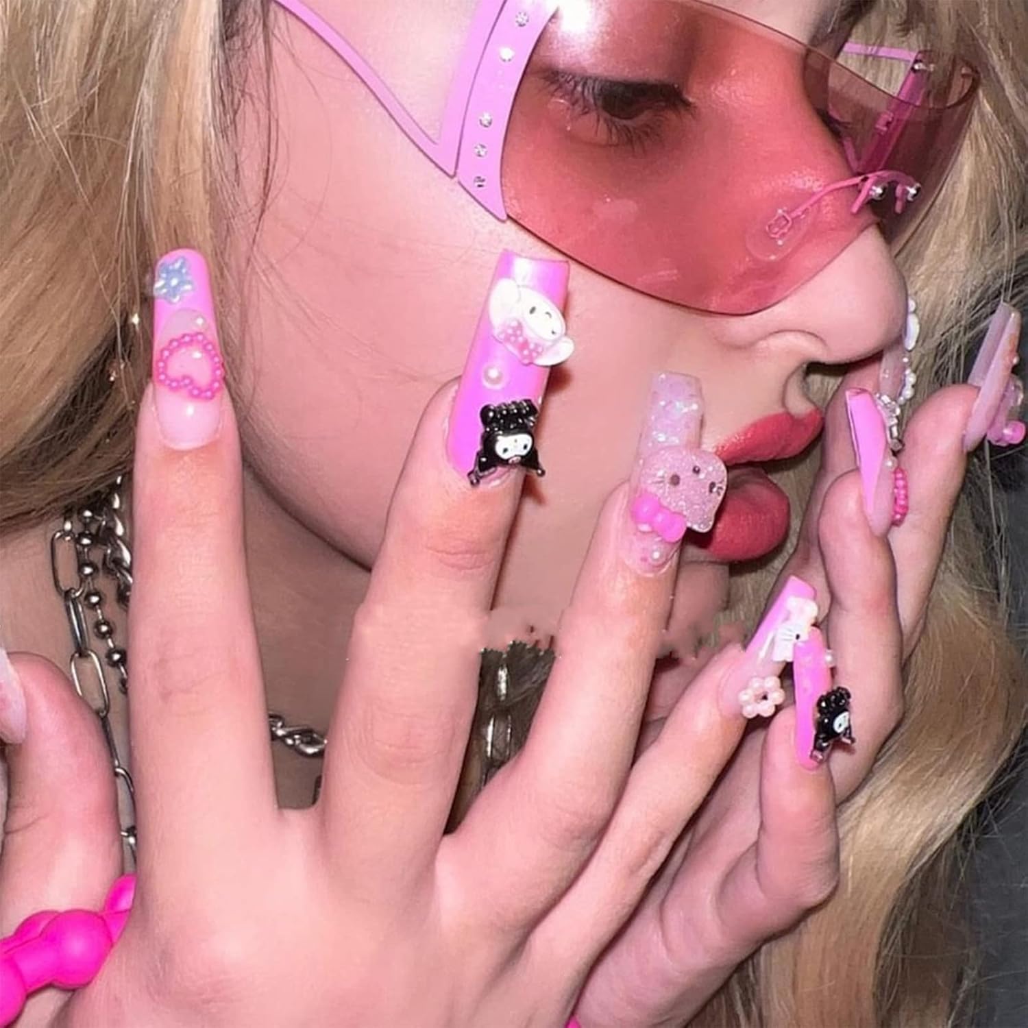 DQbhzh Y2K Glasses 2000s Cool Rimless Sunglasses for Women Men Trendy Shield Wrap Around - Image 3